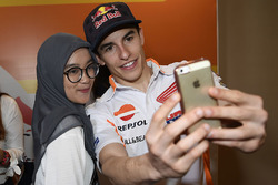 Marc Marquez, Repsol Honda Team, avec une fan