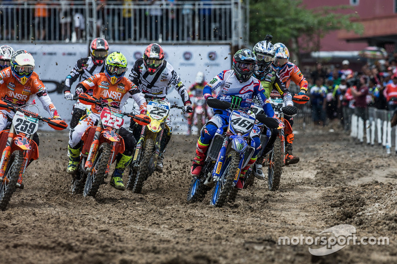Start Race 1 MXGP Indonesia 2017