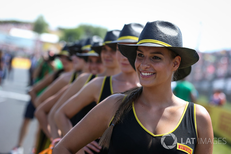 Chica de la parrilla