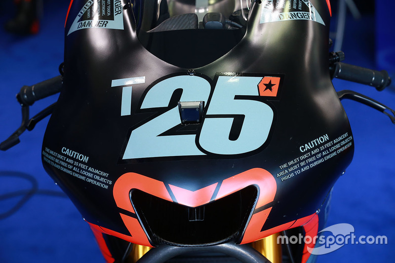Maverick Viñales, Yamaha Factory Racing detalle de la moto