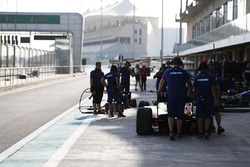 Trident team prepare for pitstop practice