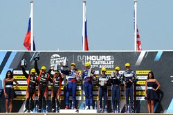 Podium: winners Matevos Isaakyan, Egor Orudzhev, SMP Racing, second place Memo Rojas, Nicolas Minassian, Leo Roussel, third place William Owen, Hugo Sadeleer, Filipe Albuquerque, United Autosports