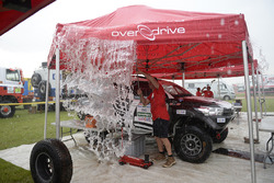 Team Overdrive, atmosfera