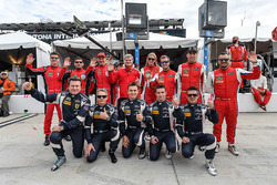 #51 Spirit of Race Ferrari 488 GT3: Peter Mann, Maurizio Mediani, Alessandro Pier Guidi, Davide Rigo