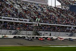 Chase Elliott, Hendrick Motorsports Chevrolet; Martin Truex Jr., Furniture Row Racing Toyota; Kurt Busch, Stewart-Haas Racing Ford; Kyle Larson, Chip Ganassi Racing Chevrolet; Kasey Kahne, Hendrick Motorsports Chevrolet