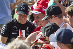 Des fans de Valtteri Bottas, Mercedes AMG F1