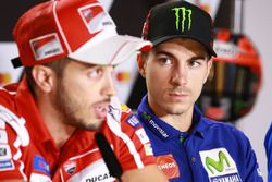 Andrea Dovizioso, Ducati Team, Maverick Viñales, Yamaha Factory Racing