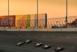 Will Power, Team Penske Chevrolet, Tristan Vautier, Dale Coyne Racing Honda, Scott Dixon, Chip Ganas