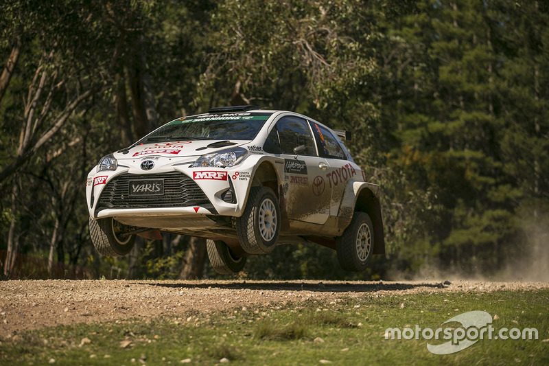 Harry Bates, Toyota Yaris AP4