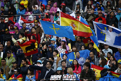 Fernando Alonso, McLaren fans in the grandstand