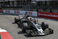 Kevin Magnussen, Haas VF-17