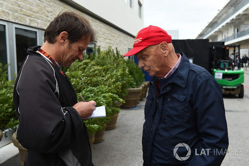 Michael Schmidt, Journalist and Niki Lauda, Mercedes AMG F1 Non-Executive Chairman