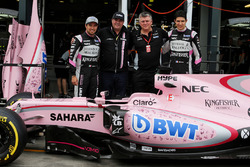 Серхіо Перес, Sahara Force India F1, операційний директор Sahara Force India F1 Отмар Шафнауер, Есте