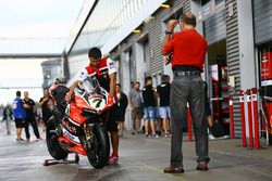 La moto de Chaz Davies, Ducati Team