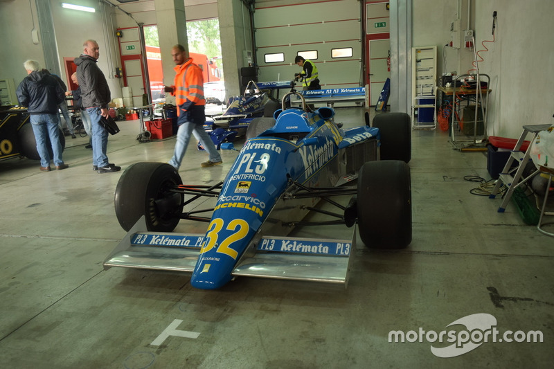 Osella FA1E