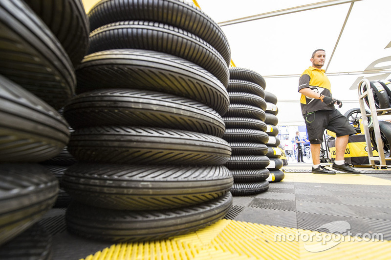Dunlop tyres