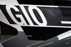 L'abbreviazione GIOaggiunta alla T-wing della monoposto di Antonio Giovinazzi, Haas F1 Team VF-17