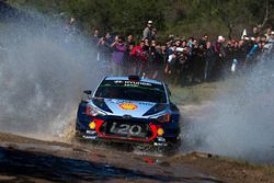 Thierry Neuville, Nicolas Gilsoul, Hyundai i20 WRC, Hyundai Motorsport