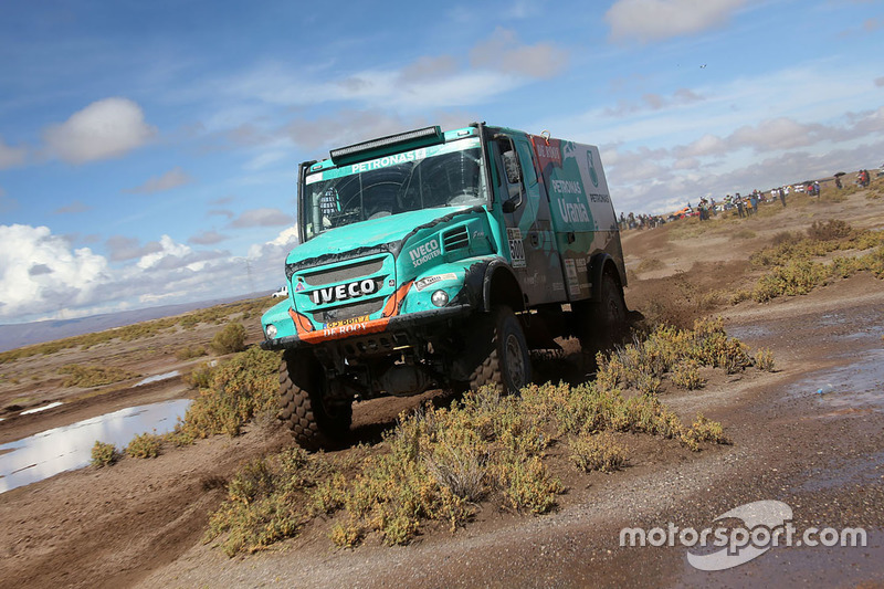 #500 Team De Rooy, Iveco: Gerard de Rooy, Moises Torrallardona, Darek Rodewald