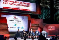 Jean Todt, Presidente FIA, Alejandro Agag, CEO Formula E, Zak Brown, Chairman, Motorsport Network e Avin Arumugam, SVP, Internet of Things, Visa