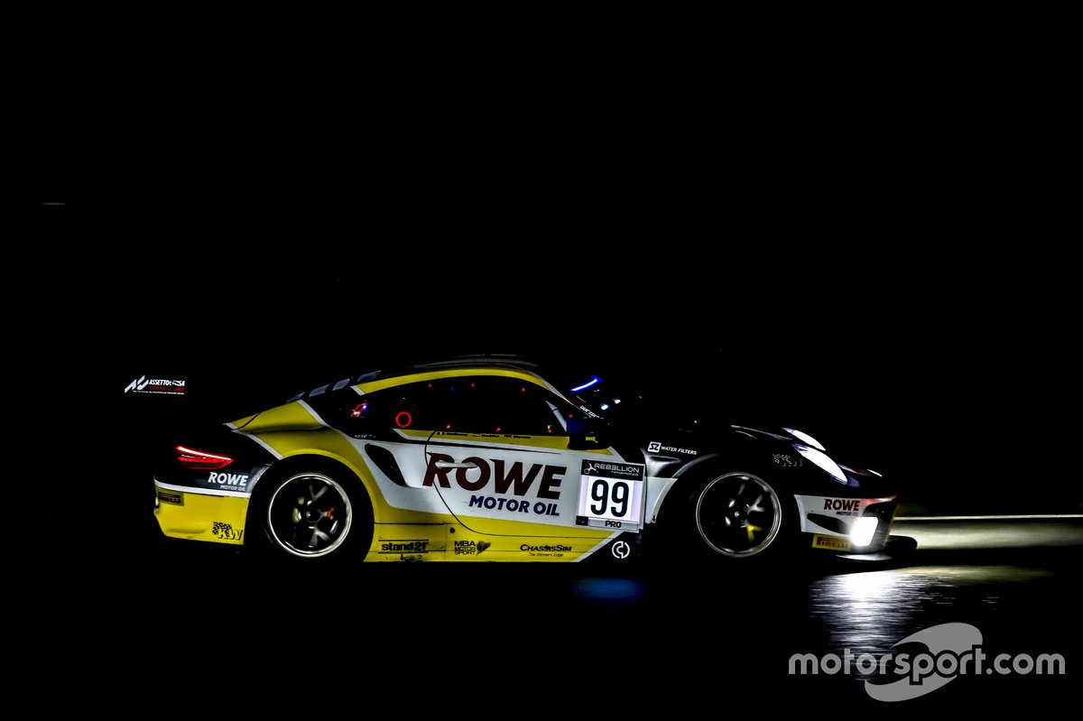 #99 ROWE Racing Porsche 911 GT3-R: Dirk Werner, Julien Andlauer, Klaus Bachler
