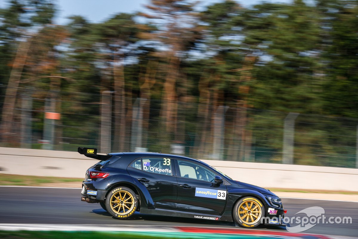 Dylan O'Keeffe, Vukovic Motorsport Renault Megane RS