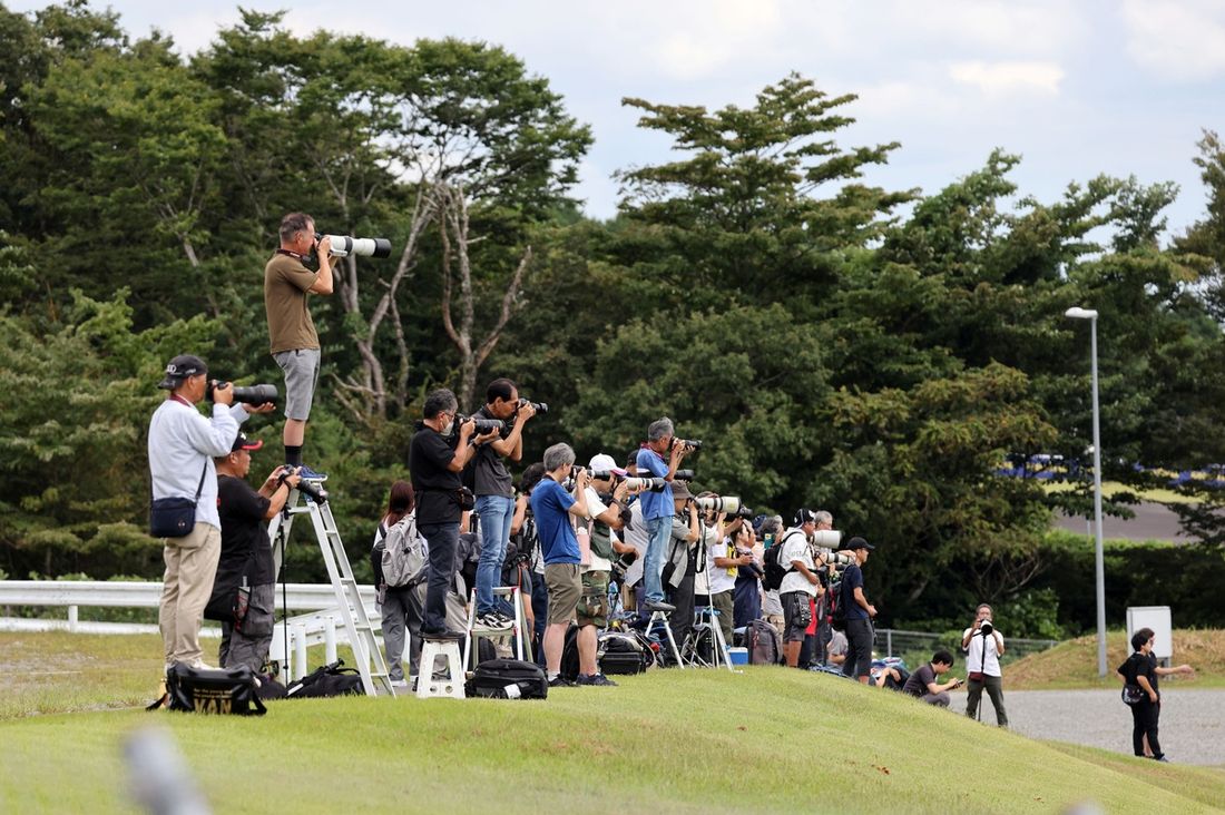 Los aficionados hacen fotos
