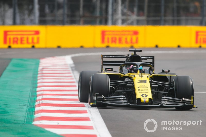 Daniel Ricciardo, Renault F1 Team R.S.19