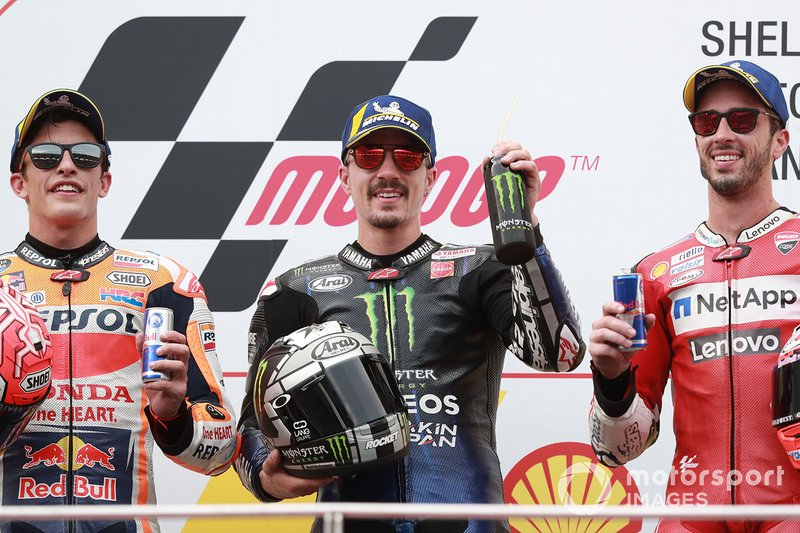 Podio: 1º Maverick Vinales, 2º Marc Marquez, 3º Andrea Dovizioso
