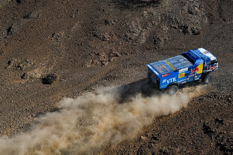 #511 Team KAMAZ Master: Andrey Karginov, Andrey Mokeev, Igor Leonov