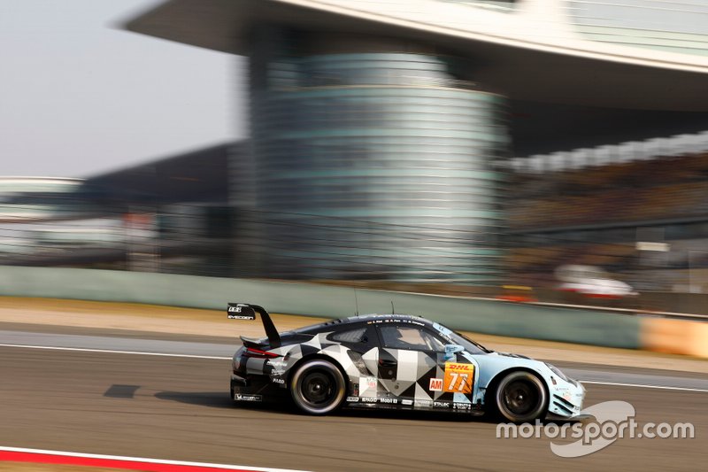 #77 Dempsey-Proton Racing Porsche 911 RSR: Matt Campbell, Christian Ried, Riccardo Pera