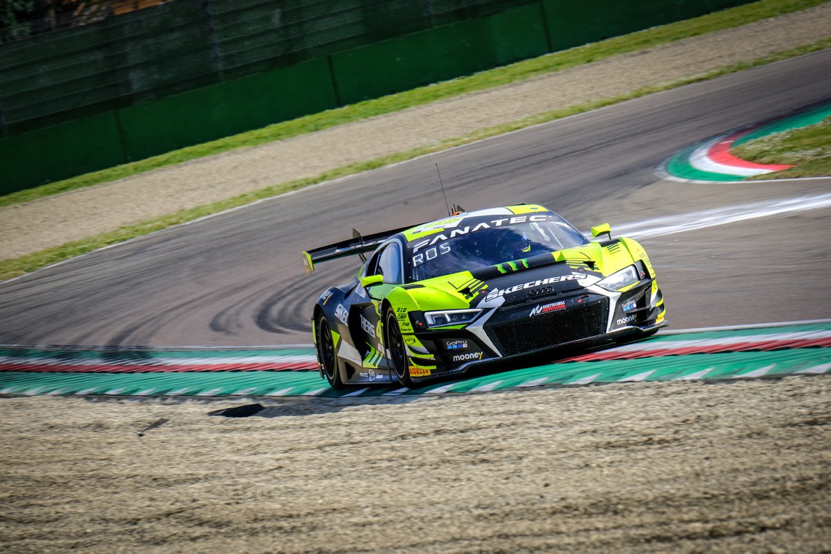 #46 Team WRT, Audi R8 LMS Evo II GT3: Nico Müller, Frédéric Vervisch, Valentino Rossi