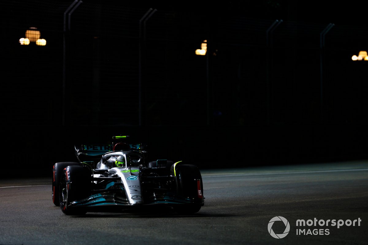 Lewis Hamilton, Mercedes W13