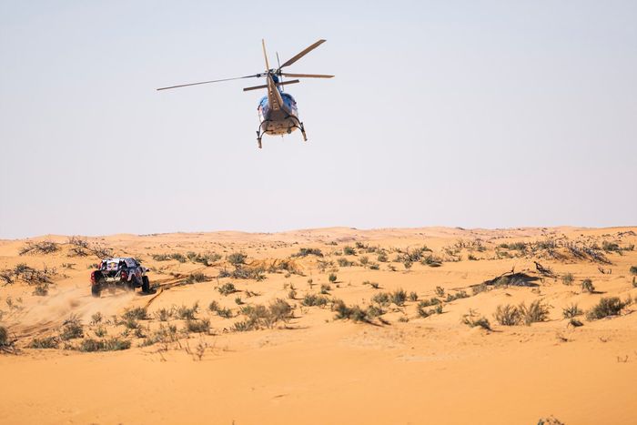 #200 Toyota Gazoo Racing Toyota: Nasser Al-Attiyah, Mathieu Baumel