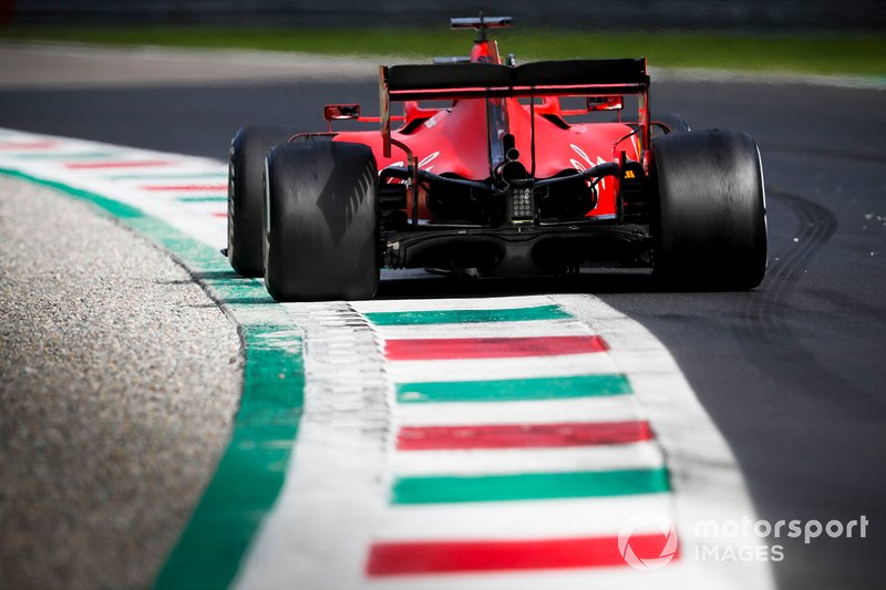 Sebastian Vettel, Ferrari SF90, de trás