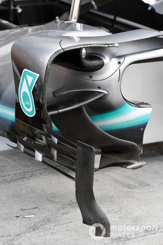 Lateral da Mercedes