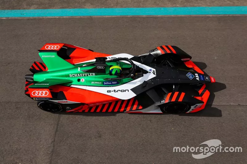 Audi e-tron FE06