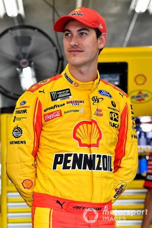 Joey Logano, Team Penske, Ford Mustang Shell Pennzoil/Autotrader