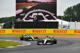 Lewis Hamilton, Mercedes AMG F1 W10, Valtteri Bottas, Mercedes AMG W10