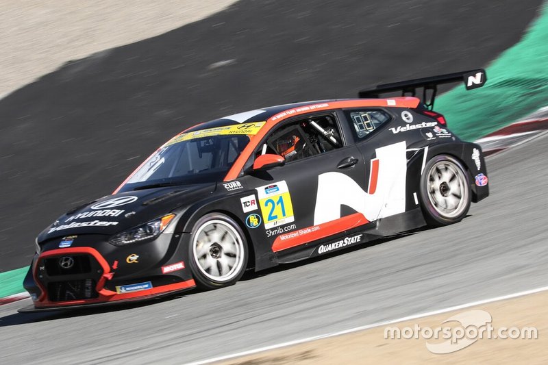 Hyundai Veloster N TCR