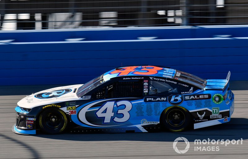 28. Darrell Wallace Jr., Richard Petty Motorsports, Chevrolet Camaro PlanBSales.com