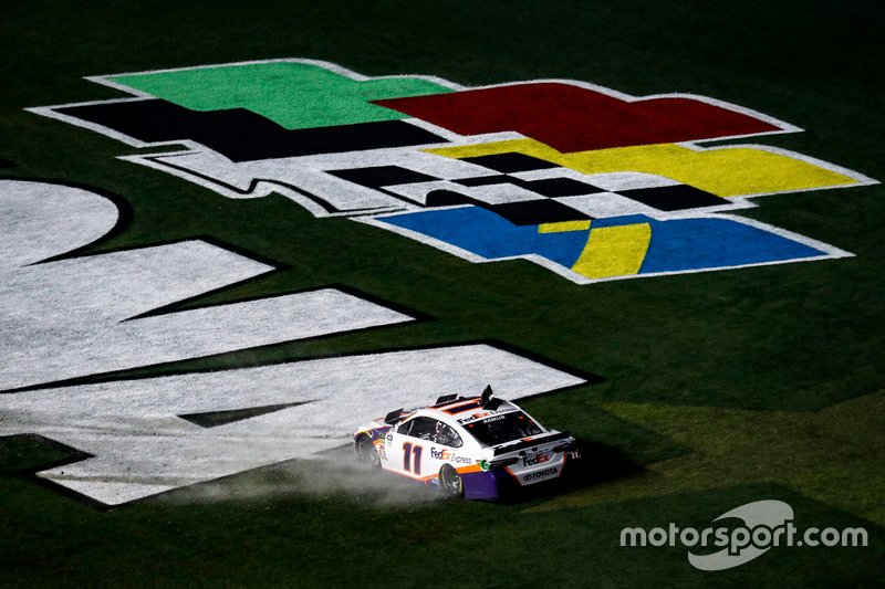 1. Denny Hamlin, Joe Gibbs Racing, Toyota Camry