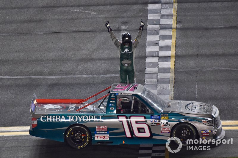 Winner Austin Hill, Hattori Racing Enterprises, Toyota Tundra CHIBA Toyopet