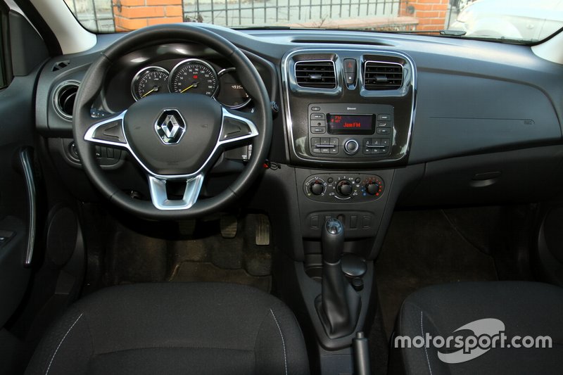 Renault Logan
