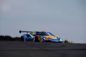 #39 TP 12 - Kessel Racing Ferrari 488 GT3: Piti Bhirombhakdi, Carlo Van Dam