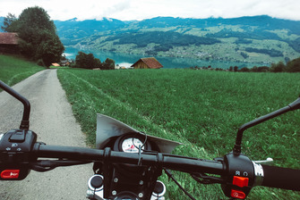 Motorsport.com Schweiz beim Red Bull Alpenbrevet 2018