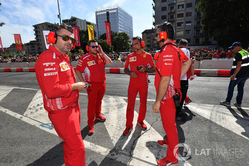 Mecánicos de Ferrari