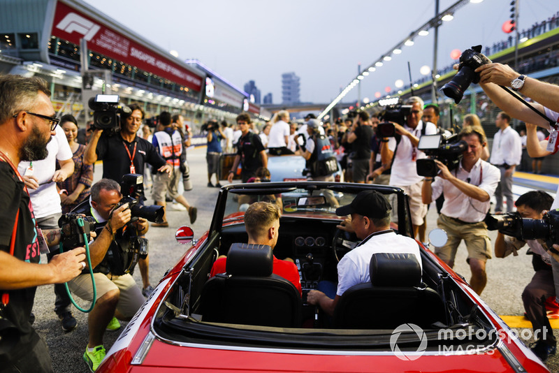 Versenyzői parádé Szingapúrból - F1 2018