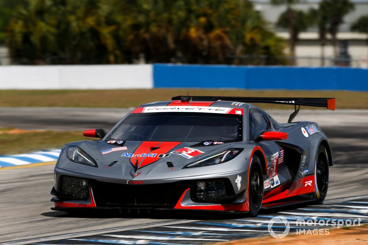 #3 Corvette Racing Corvette C8.R, GTLM: Nicky Catsburg, Jordan Taylor, Antonio Garcia