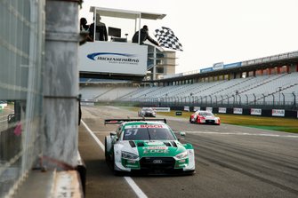 Race winner Nico Muller, Audi Sport Team Abt Sportsline